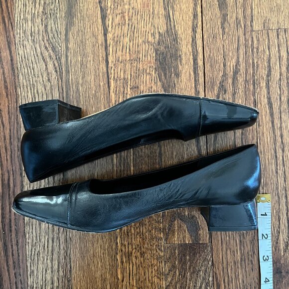 Etienne Aigner Black Leather/Patent Leather Heels Square Toe Size Twiggy Size 7 - Picture 6 of 7